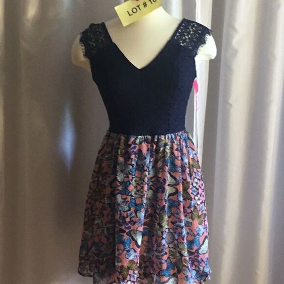 Lace top dress with colorful butterfly skirt in XS by XHILARATION - Picture 3 of 16